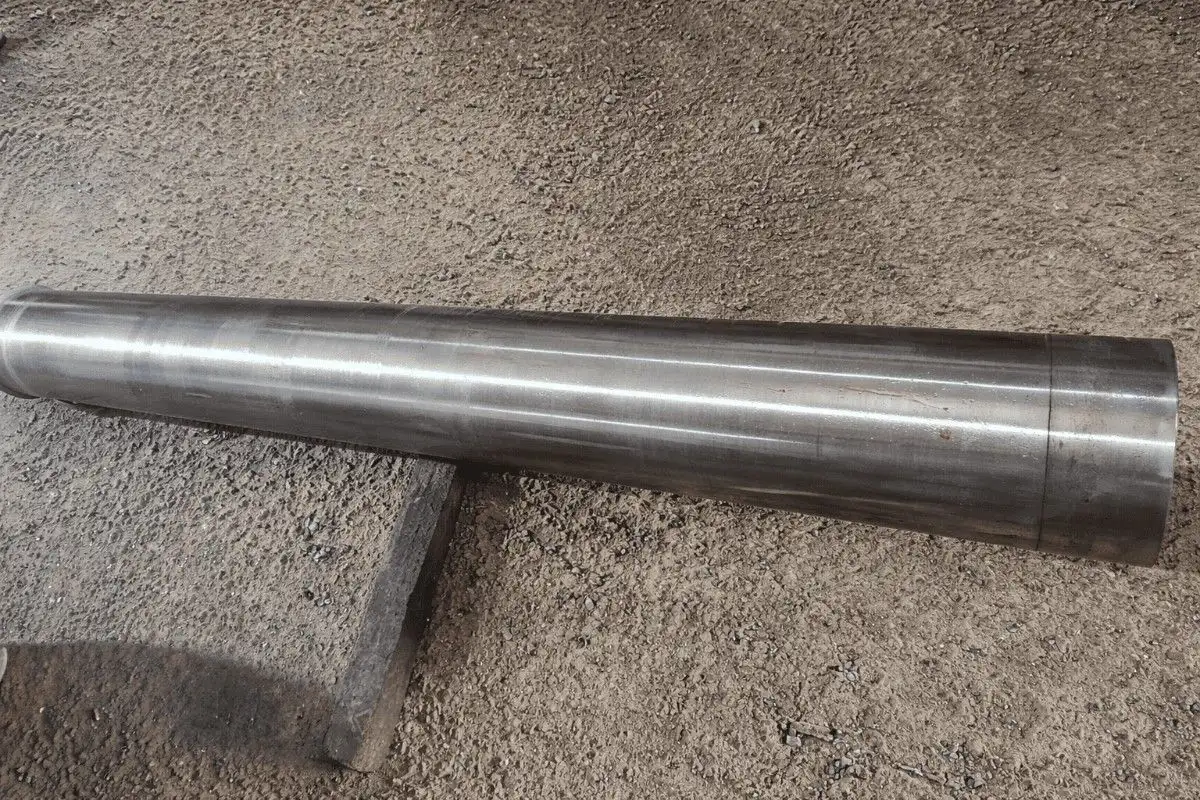 heavy duty forged shaft for cement plant oil and gas and gearbox applications